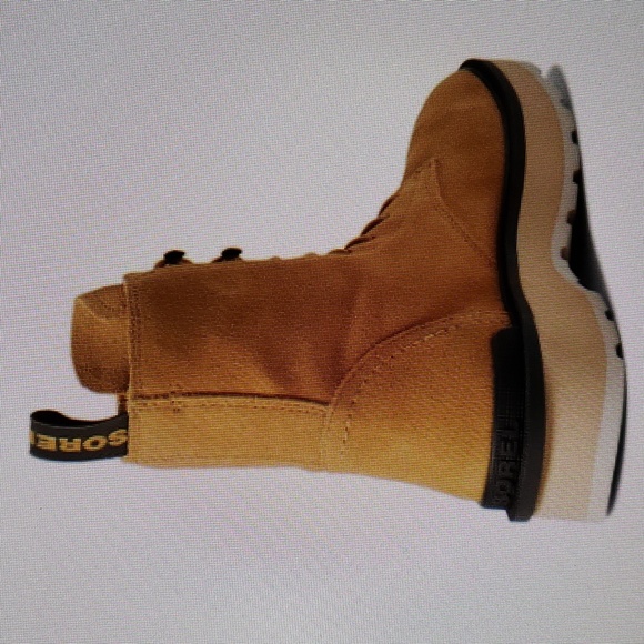 NEW Sorel Hi-Line Lace-Up Boots - Picture 11 of 13